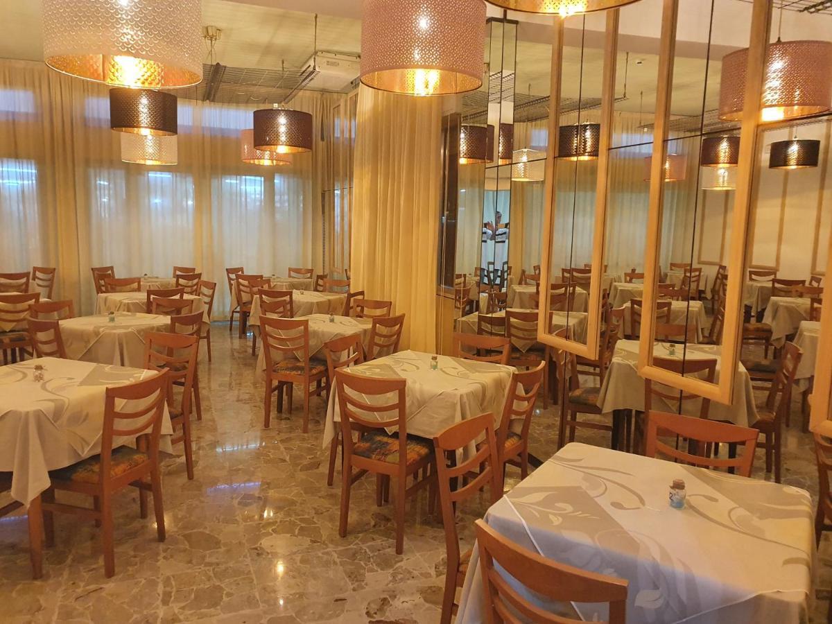 Hotel Venezia San Mauro Mare Luaran gambar